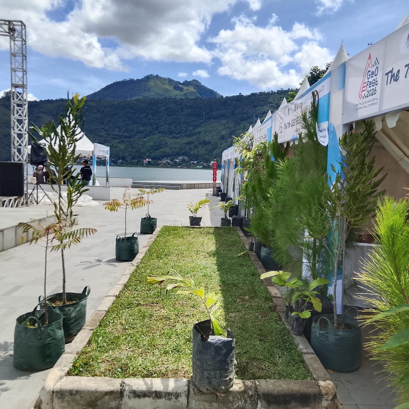 Komitmen PPTSB dalam Menjaga Warisan Kultural dan Pemberdayaan Ekonomi Kreatif UMKM Tenun Ulos