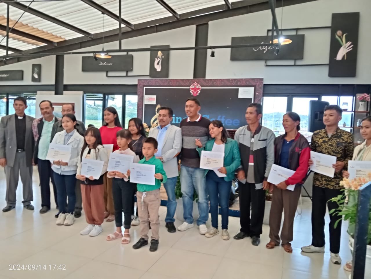 Dokumentasi kegiatan: Pemberian Apresiasi Prestasi Akademik bagi siswa siswa Warga PPTSB 2025